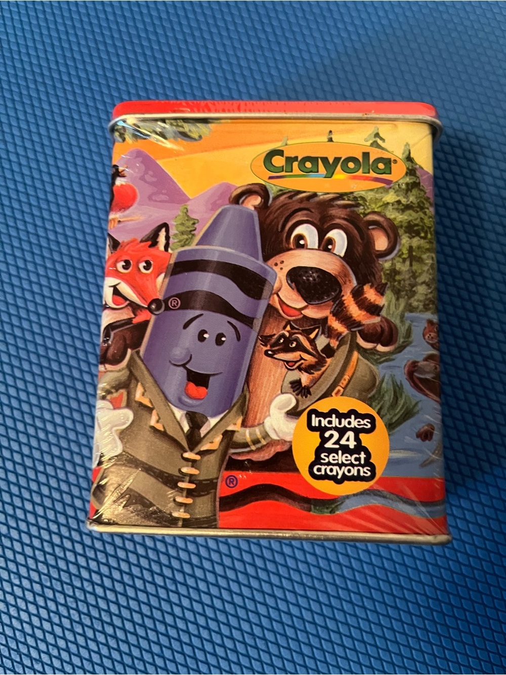 Vintage Crayola Discovery No 1 North America Crayons and Tin